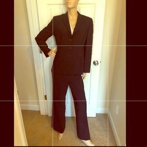 SOLD Anne Klein NY 10 Navy Woman Pantsuit